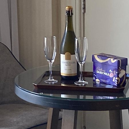 Luxury Privately Owned Ocean View Studio Apartments At O4Ks Gold Tower Gold Coast Luaran gambar