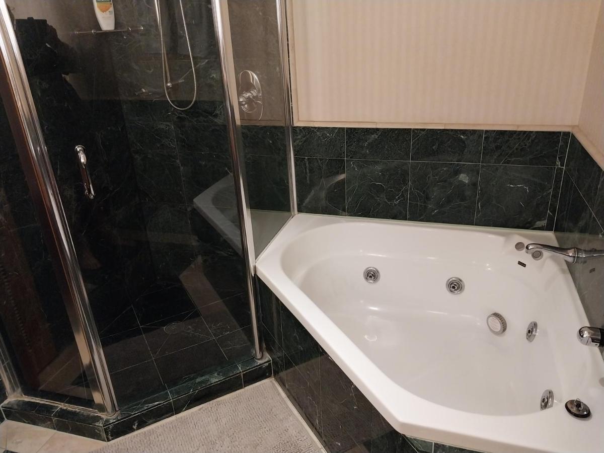 Luxury Privately Owned Ocean View Studio Apartments At O4Ks Gold Tower Gold Coast Luaran gambar